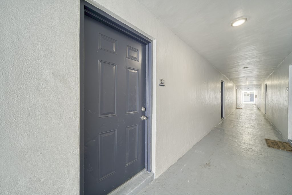 Prestige Palms - 202