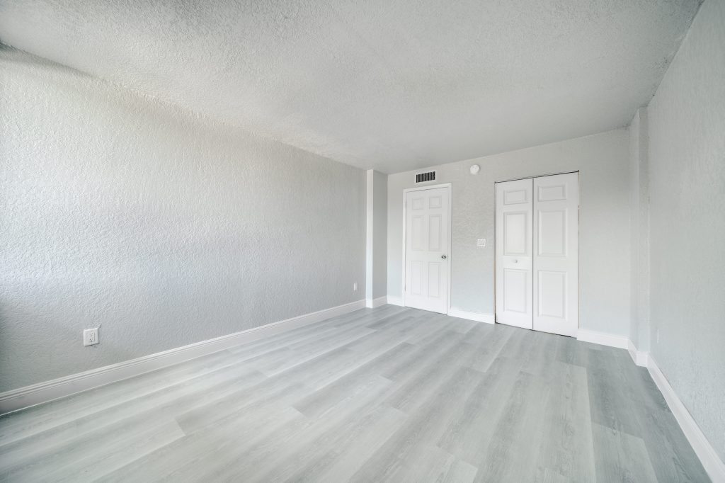 Prestige Palms - 401