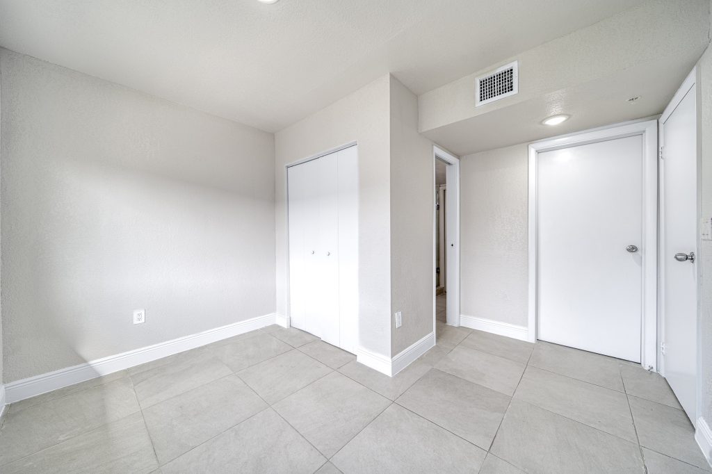 Prestige Waterfront - 118